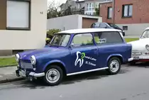 Trabant 601 Universal parkt auf einer Straße mit 10% Gefälle in Übach - Palenberg.
Aufnahme am 19.2.2017