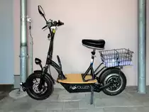 E-Scooter Revoluzzi. Aufgenommen am 17. Februar 2017 in Wetzikon, Kanton Zürich, Schweiz