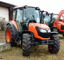 =Kubota M6060 steht im Februar 2017 bei der Hessischen Landwirtschaftsausstellung in Alsfeld