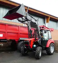 =Belarus 622 steht im Februar 2017 bei der Hessischen Landwirtschaftsausstellung in Alsfeld