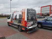 VW Crafter mit Stapler Werbung am 23.03.17 in Erlensee