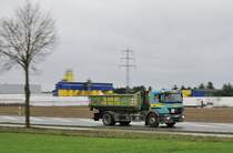 MB 1833 , mitgezogen am 23.2.2017 auf der L 164 (ex B221) bei Übach - Palenberg 