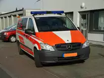 DRK Ortsverband Maintal Mercedes Benz Vito am 25.02.17 beim Faschingsumzug in Maintal Dörnigheim