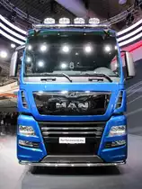 Frontansicht des  MAN TGX 18.640  Performance Line mit D38-Motor im September 2016 auf der Nutzfahrzeug IAA in Hannover.