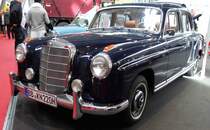 =MB 220, gesehen bei den Retro Classics 2017 in Stuttgart, März 2017