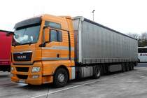 =MAN-Sattelzug rastet an der A 7, Februar 2017