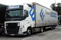 =Volvo FH-Sattelzug von  EWALS  rastet an der A 7, Februar 2017