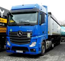 =MB-Sattelzug rastet an der A 7, Februar 2017