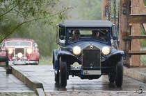 Einer der vielen Teilnehmer der ADAC Sunflower Rallye im August 2012 war der Lancia Lambda von 1928.
