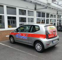 VW up als Streifenfahrzeug der All Service Sicherheit am 05.03.17 in Köln.