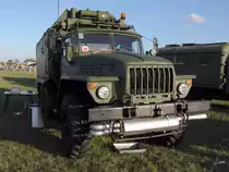 Ein Ural 4320 der Ungarischen Streitkräfte, aufgenommen im August 2010 in Kecskemét.