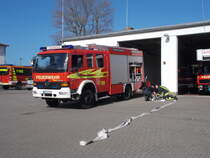 Am 15.März 2017 wurde das schöne Wetter ausgenutzt,um die Schläuche vom Mercedes Benz,in Bergen/Rügen,vorschriftsmäßig aufzuwickeln.