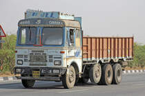 TATA 3118, 17.Februar 2017, Jaipur Kishangarh Expressway, Rajasthan, Indien.