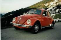 VW-K�fer BE 80'244 auf der Geilsstrasse bei Adelboden