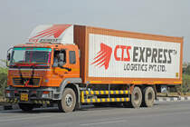 Bharatbenz 2523, 17.Februar 2017, Jaipur Kishangarh Expressway, Rajasthan, Indien.