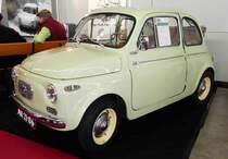 =Steyr Puch 500 D, ausgestellt bei den Retro Classics Stuttgart im März 2017