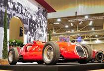 Maserati Tipo 4 CLT, Motorshow Essen 2016.
Frage? so oder doch lieber nur das Auto auf dem Bild!