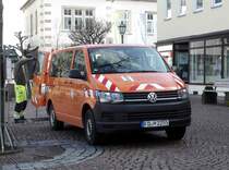 =VW T5 der Stadtwerke Hünfeld, gesehen im März 2017