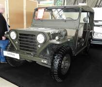 =Willys Jeep, steht bei den Retro Classics Stuttgart im März 2017