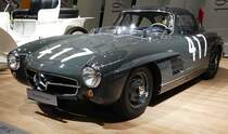 =Mercedes Benz 300 SL, präsentiert bei den Retro Classics Stuttgart im März 2017