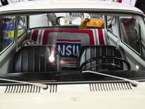 = Rückbankschmuck  im NSU Prinz 4, präsentiert bei den Retro Classics Stuttgart im März 2017