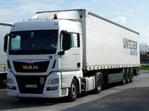 =MAN-Sattelzug von UNTERER rastet auf dem Autohof Fulda Nord im März 2017