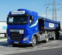 =DAF XF rastet an der A 3 im März 2017