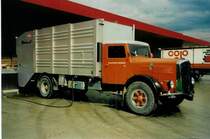 Coop Berner Oberland Nr. 8 Berna Kehrichtwagen bei der Verteilzentrale in Gwatt bei Thun