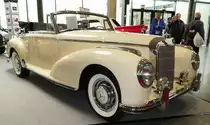 =MB 300 S Cabrio, Bj. 1952, steht bei den Retro Classics Stuttgart im März 2017