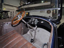 Im Innenraum eines Lincoln 1923 im Technikmuseum Helsingør (20.11.2010)