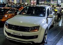VW Amarok stark modifiziert, gesehen auf der Automobil und Tuning Show, März 2017