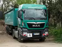 TMG MAN TGS am 14.04.17 in Hanau in einen Industriegebiet