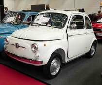 =Fiat 500, fotografiert bei den Retro Classics Stuttgart im März 2017