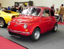 =Fiat 500, fotografiert bei den Retro Classics Stuttgart im März 2017