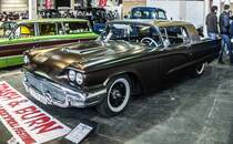 Ford Thunderbird der zweiten Generation. Foto: 25.03.2017, Automobil und Tuning Show, Budapest.