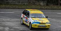 Suzuki Swift 2 mit einer kleinen  Verletzung   fotografiert auf der Rallye Sprint am 19.03.2017.