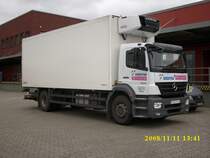 Am 11.November 2008 in Stralsund habe ich diesen Mercedes-LKW fotografiert. 