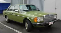 =MB W123, fotografiert bei der Technorama Kassel im März 2017