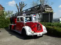 Magirus Deutz Hauber Oldtimer Feuerwehr Drehleiter am 30.04.17 beim Bahnhofsfest in Stockheim