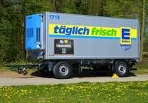 abgestellter 2-achsiger Khlanhnger fr Lebensmittel, April 2017