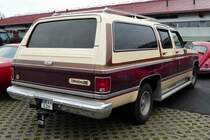 =Chevrolet Suburban, fotografiert bei der Technorama Kassel im März 2017