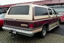 =Chevrolet Suburban, fotografiert bei der Technorama Kassel im März 2017