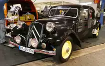 =Citroen 11CV, gesehen bei der Technorama Kassel im März 2017