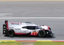 Nr.1 Porsche 919 Hybrid LMP1, Neel Jani, André Lotterer, Nick Tandy. Mitzieher beim FIA WEC 6h Langstrecken- WM am 6.Mai 2017 in Spa Francorchamps
