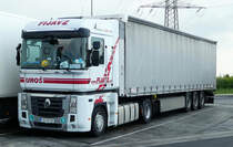 =Renault-Sattelzug rastet an der A3 im April 2017