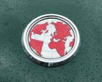 =Triumph TR5-Logo, fotografiert bei der Technorama Kassel im März 2017