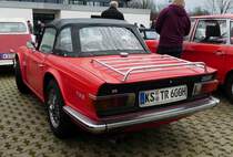 =Triumph TR6 fotografiert bei der Technorama Kassel im März 2017