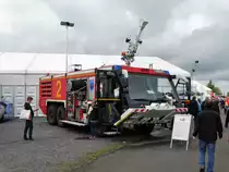 Bundeswehr Flugplatz Fritzlar Ziegler FLF 40/60-6 am 12.05.17 auf der RettMobil in Fulda