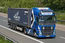 HSV-Truck - Volvo FH 500 am 10.05.2017 in Dortmund.