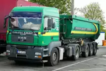 =MAN von  Terratec-Basalt Ettringen  rastet an der A 3 im April 2017